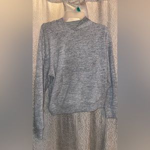 🎊Gray cropped hoodie 🎊